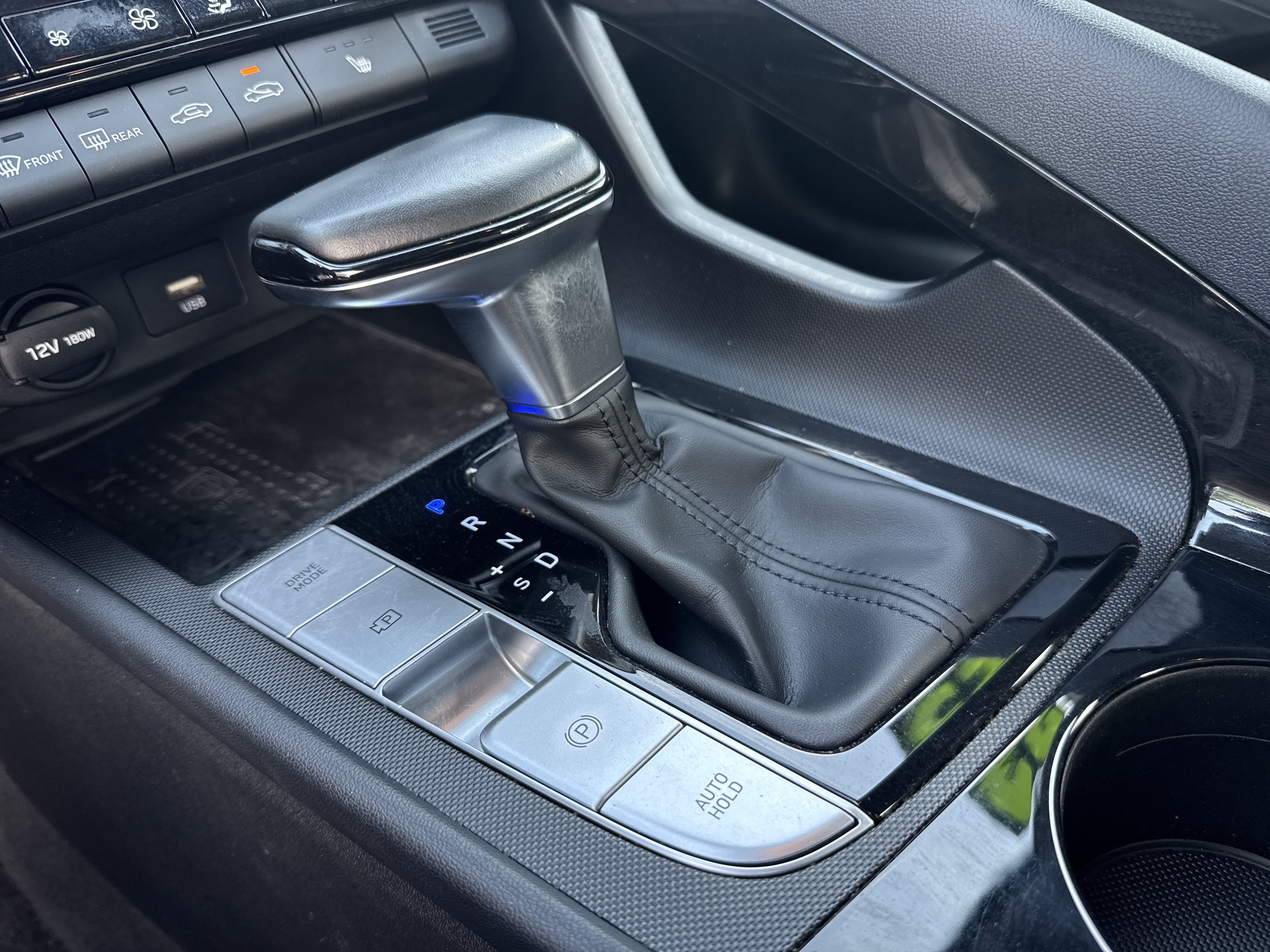 Used 2023 Hyundai Elantra Limited FWD image 26