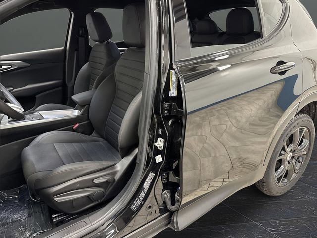 Used 2024 Dodge Hornet GT w/ GT Blacktop Package image 31