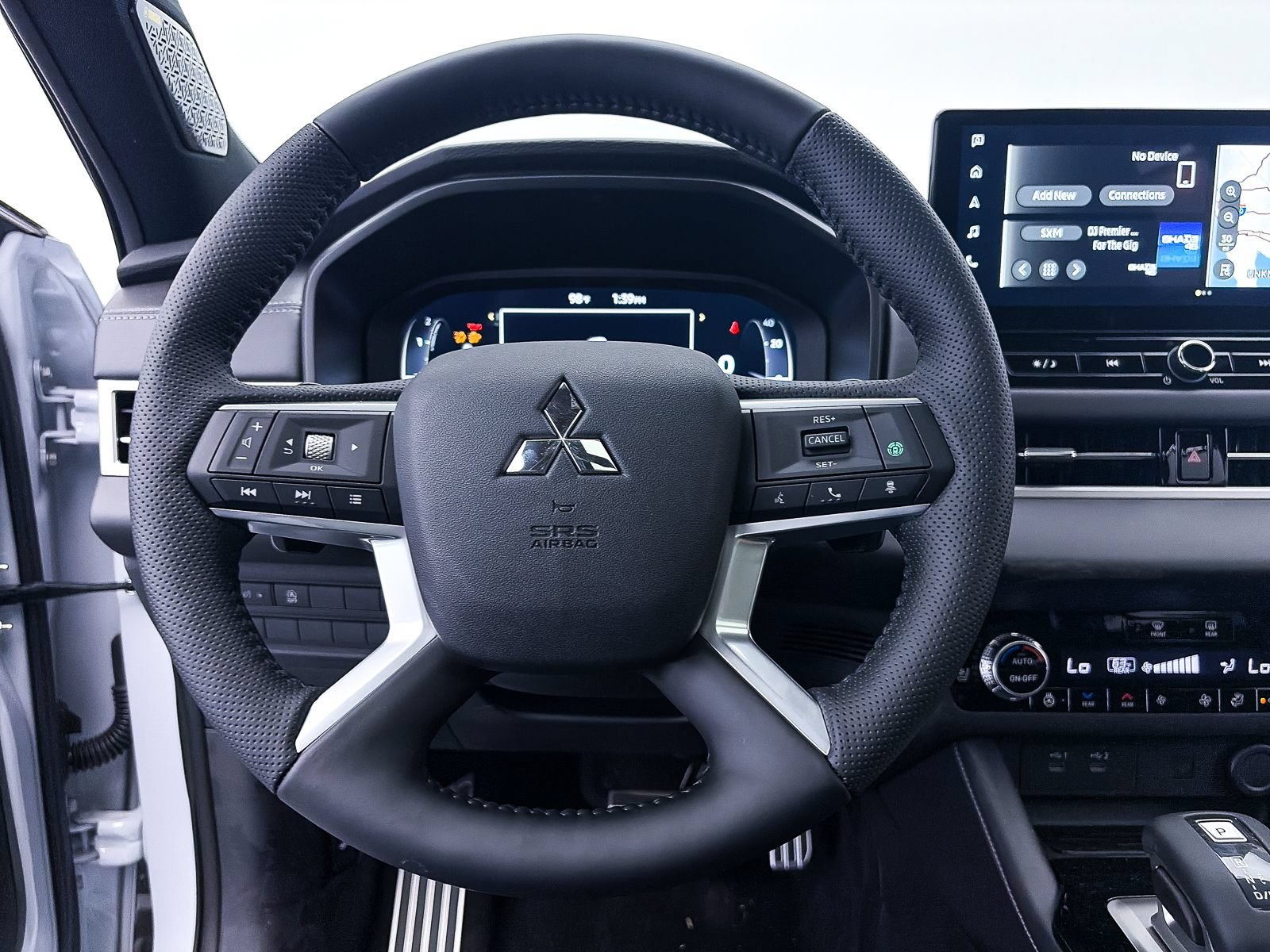 New 2026 Mitsubishi Outlander SEL Black Edition AWD/4WD image 25