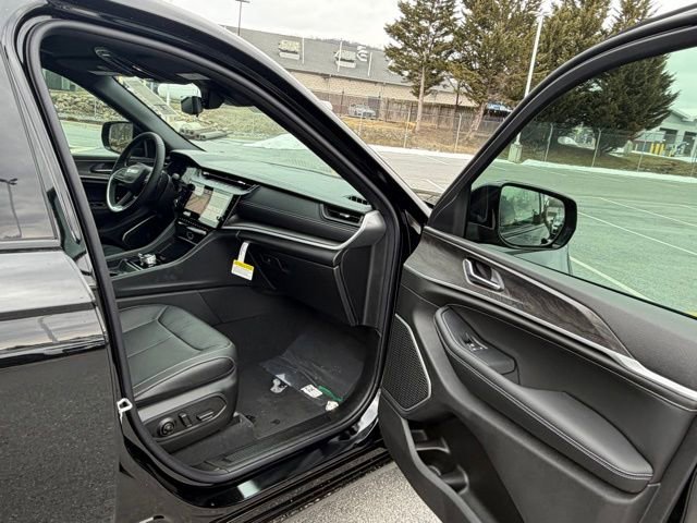 New 2026 Jeep Grand Cherokee Limited image 28