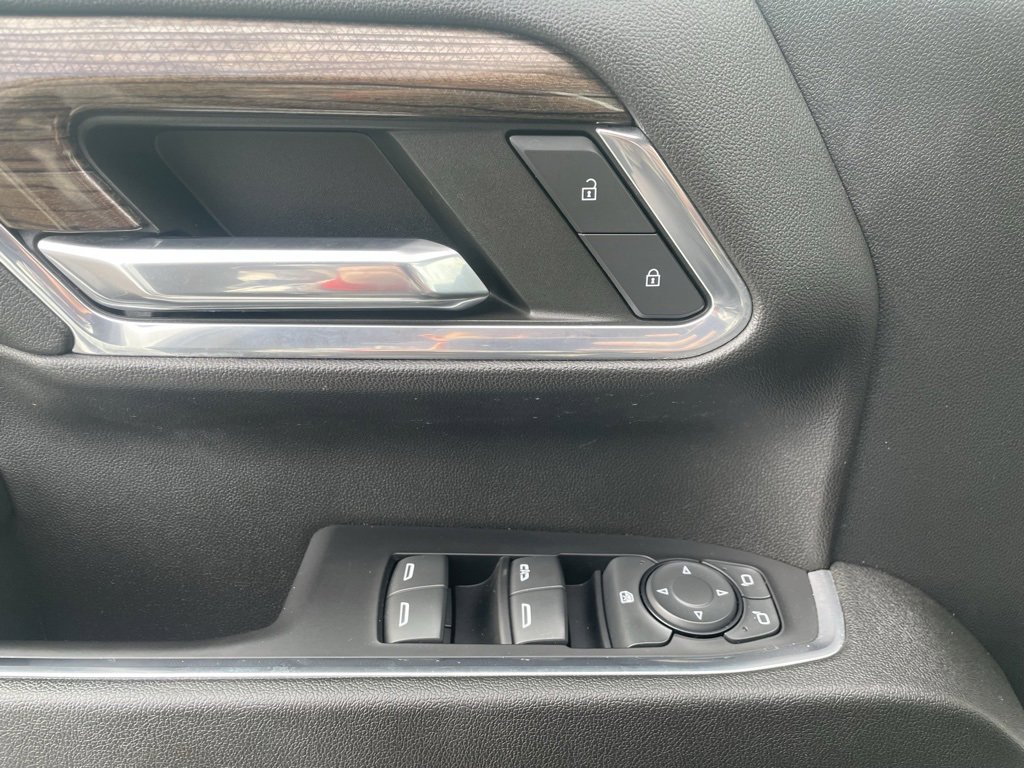 Used 2024 Chevrolet Silverado 2500 LT w/ Convenience Package image 25