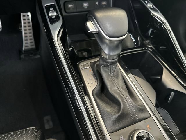 Certified 2023 Kia Sorento SX image 24