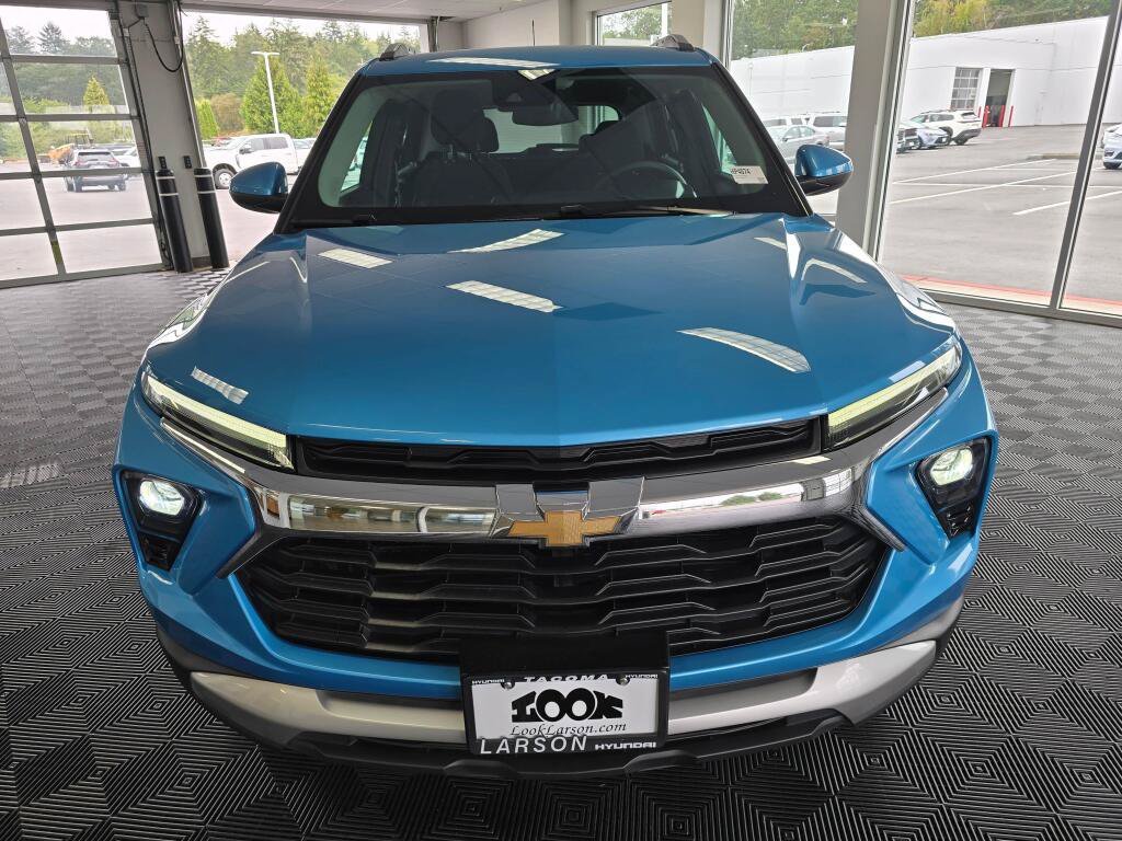Used 2025 Chevrolet TrailBlazer LT AWD/4WD image 8