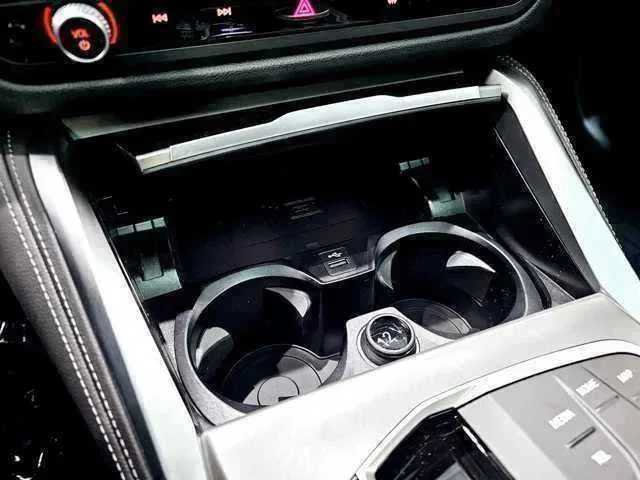 Used 2025 BMW 430i xDrive Coupe w/ M Sport Package AWD/4WD image 19