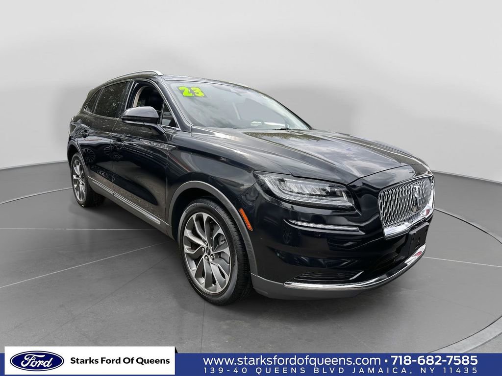 Used 2023 Lincoln Nautilus Reserve w/ Luxury Package image 1