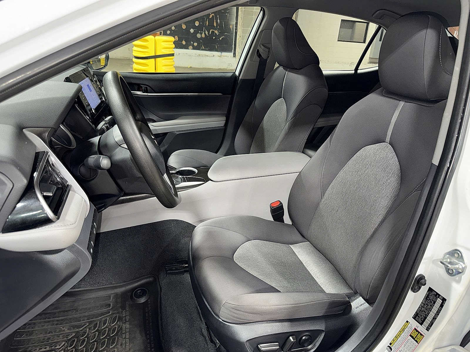 Used 2024 Toyota Camry LE FWD image 15
