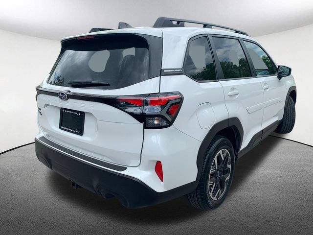 Certified 2025 Subaru Forester Premium AWD/4WD image 16