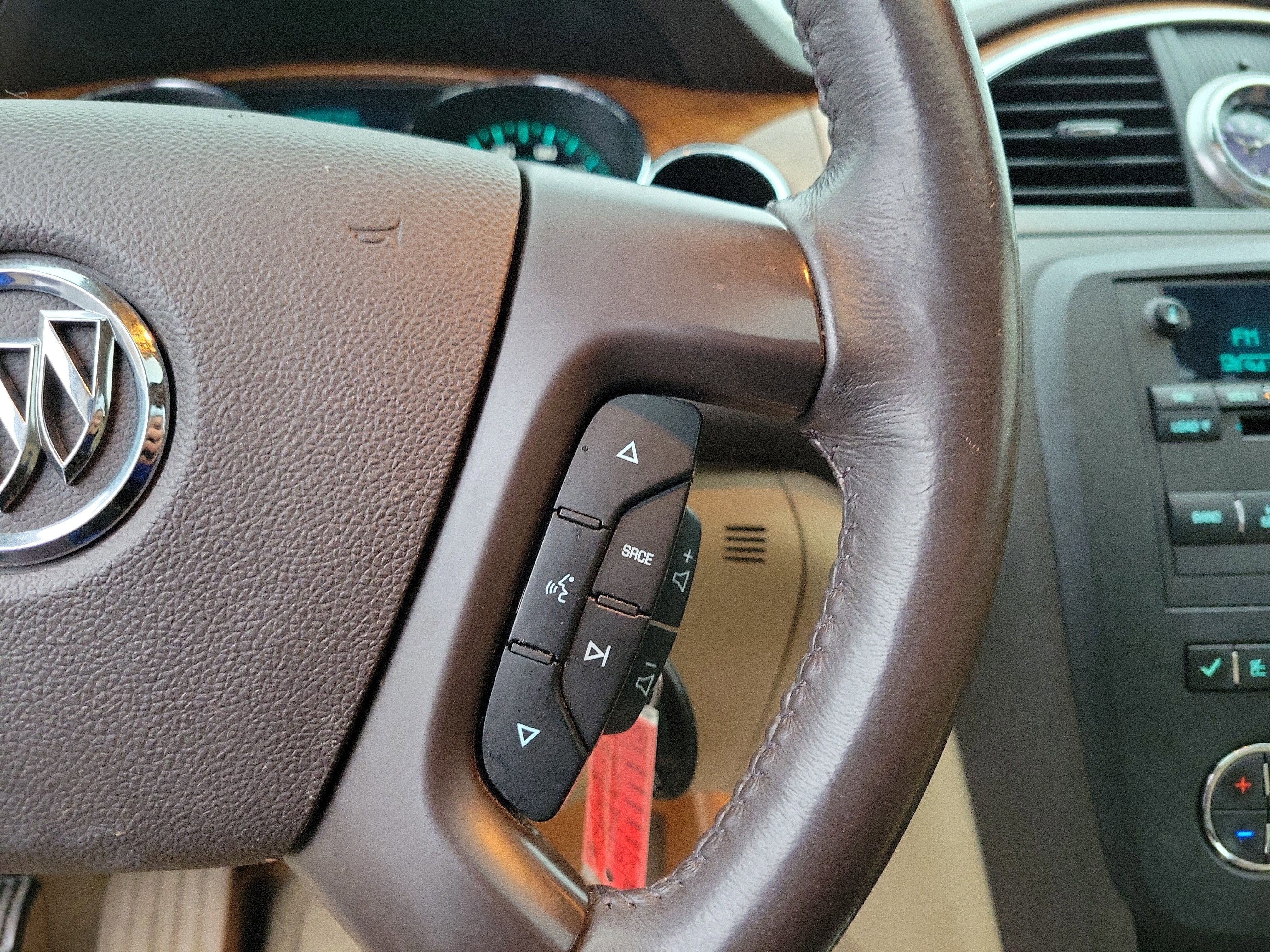 Used 2008 Buick Enclave CXL w/ Entertainment Package #1 image 23