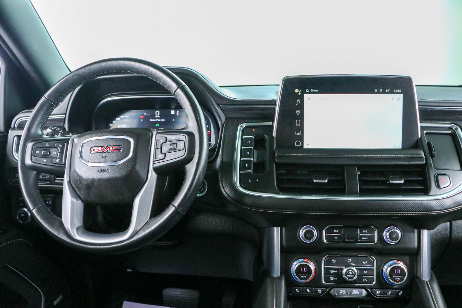 Used 2022 GMC Yukon SLT w/ SLT Premium Package AWD/4WD image 18