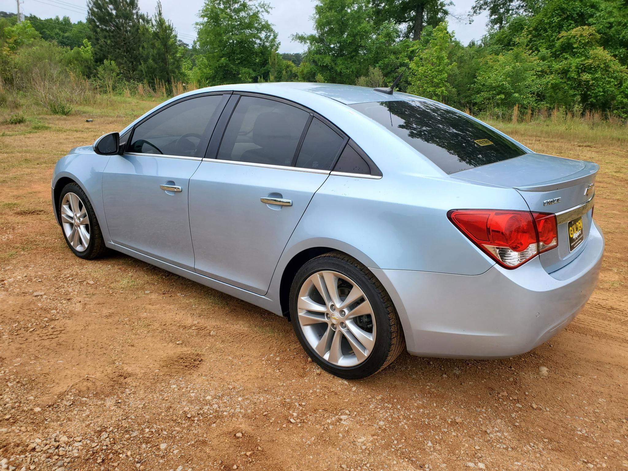 Used 2011 Chevrolet Cruze LTZ FWD image 4