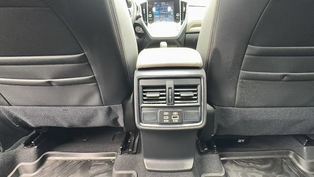 Used 2025 Subaru Forester Limited AWD/4WD image 31