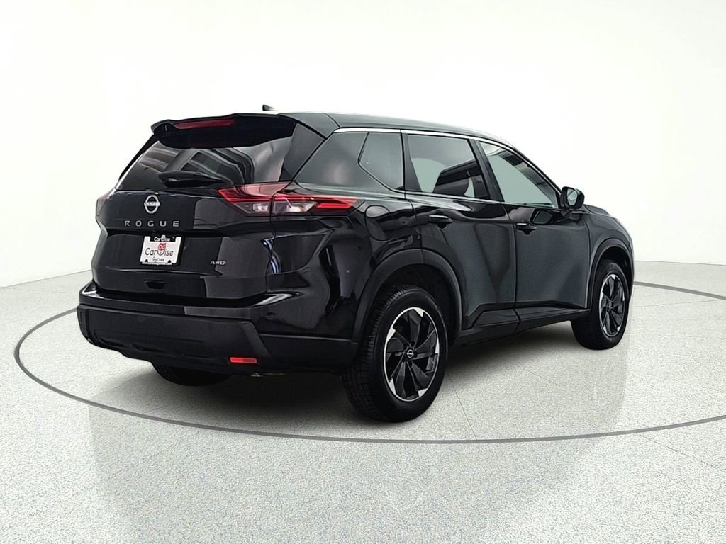 Used 2025 Nissan Rogue SV image 7