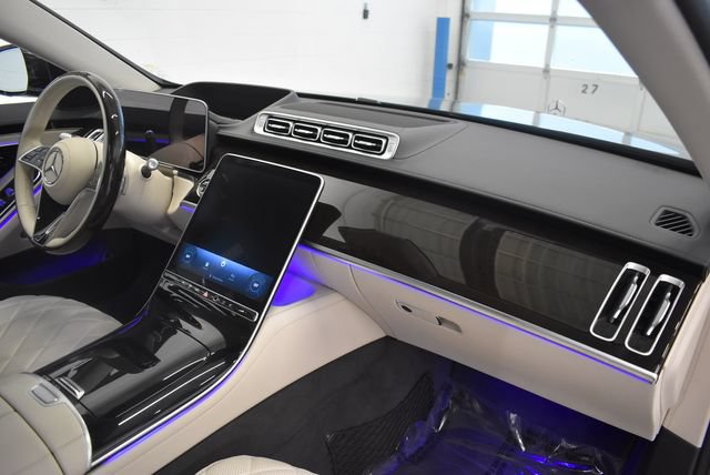 Used 2025 Mercedes-Benz S 580e 4MATIC Sedan image 18
