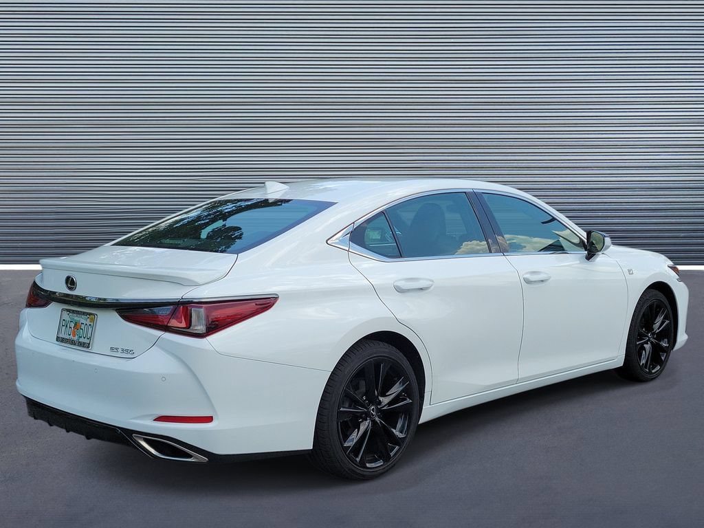 Used 2023 Lexus ES 350 F Sport w/ Accessory Package (Z2) FWD image 3