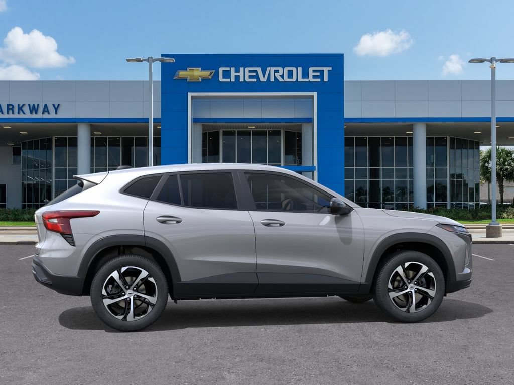 New 2026 Chevrolet Trax RS w/ Driver Confidence Package FWD image 5