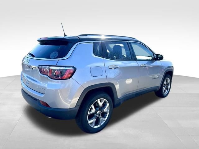 Used 2018 Jeep Compass Limited image 7