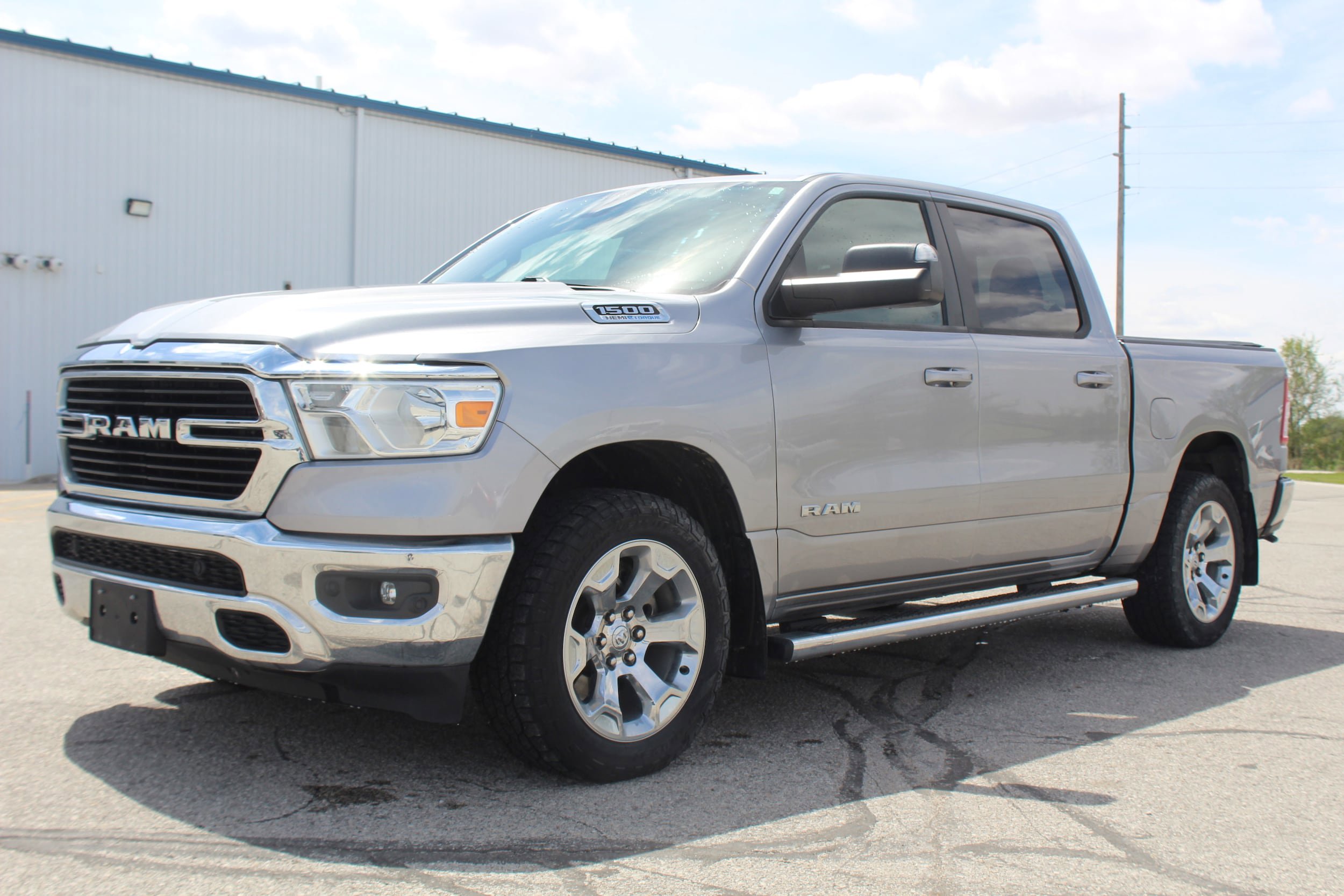 Used 2021 RAM 1500 Big Horn AWD/4WD image 1
