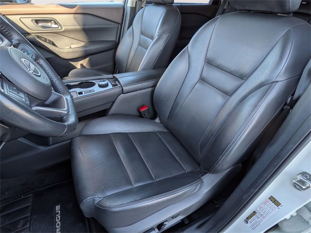 Certified 2022 Nissan Rogue SL w/ SL Premium Package image 26