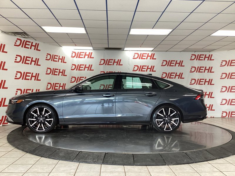 Used 2023 Honda Accord Touring image 4