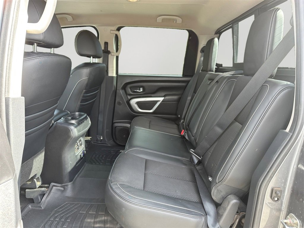 Used 2018 Nissan Titan PRO-4X w/ Pro-4x Utility Package image 15