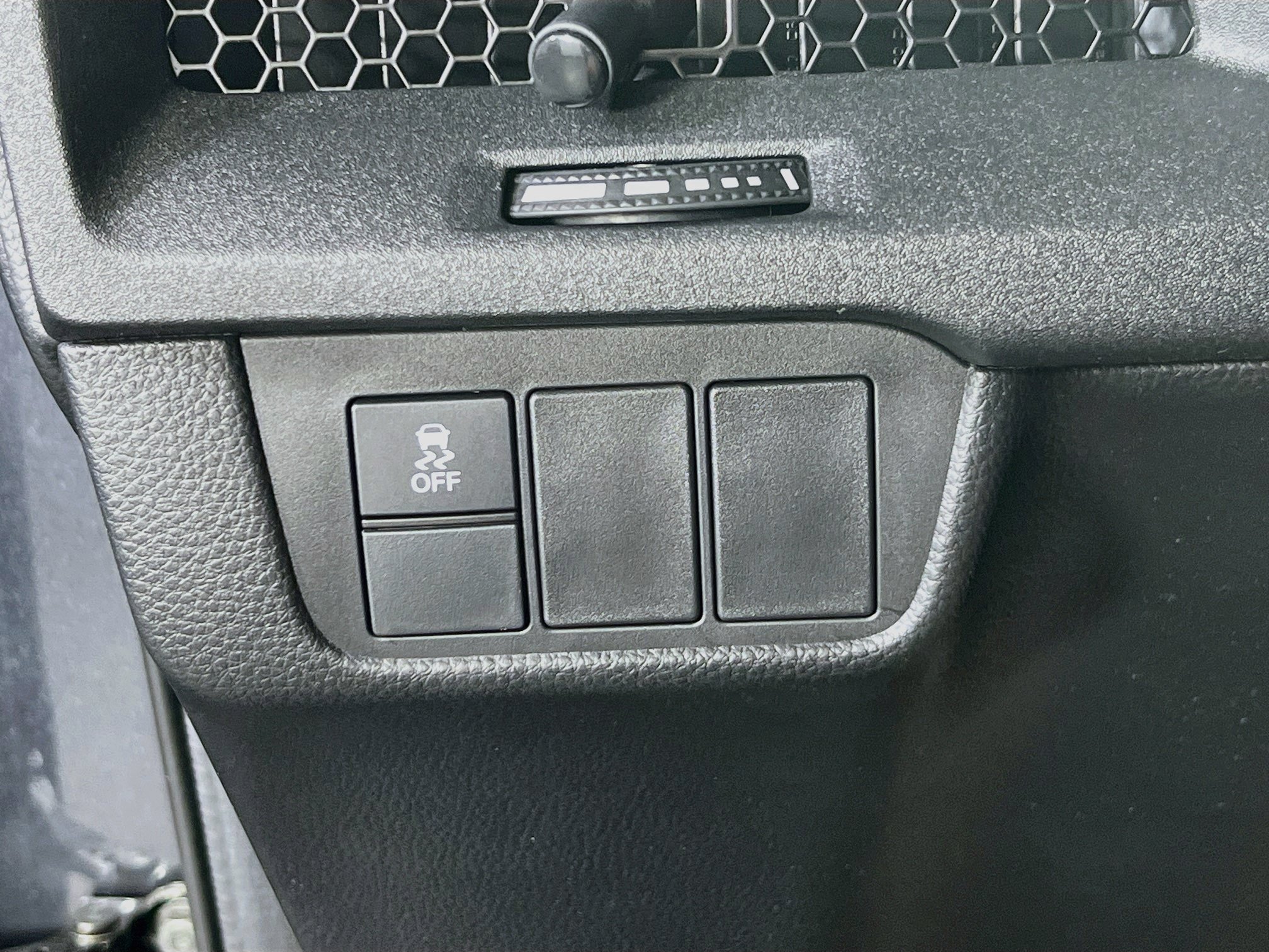 Used 2025 Honda CR-V EX image 10