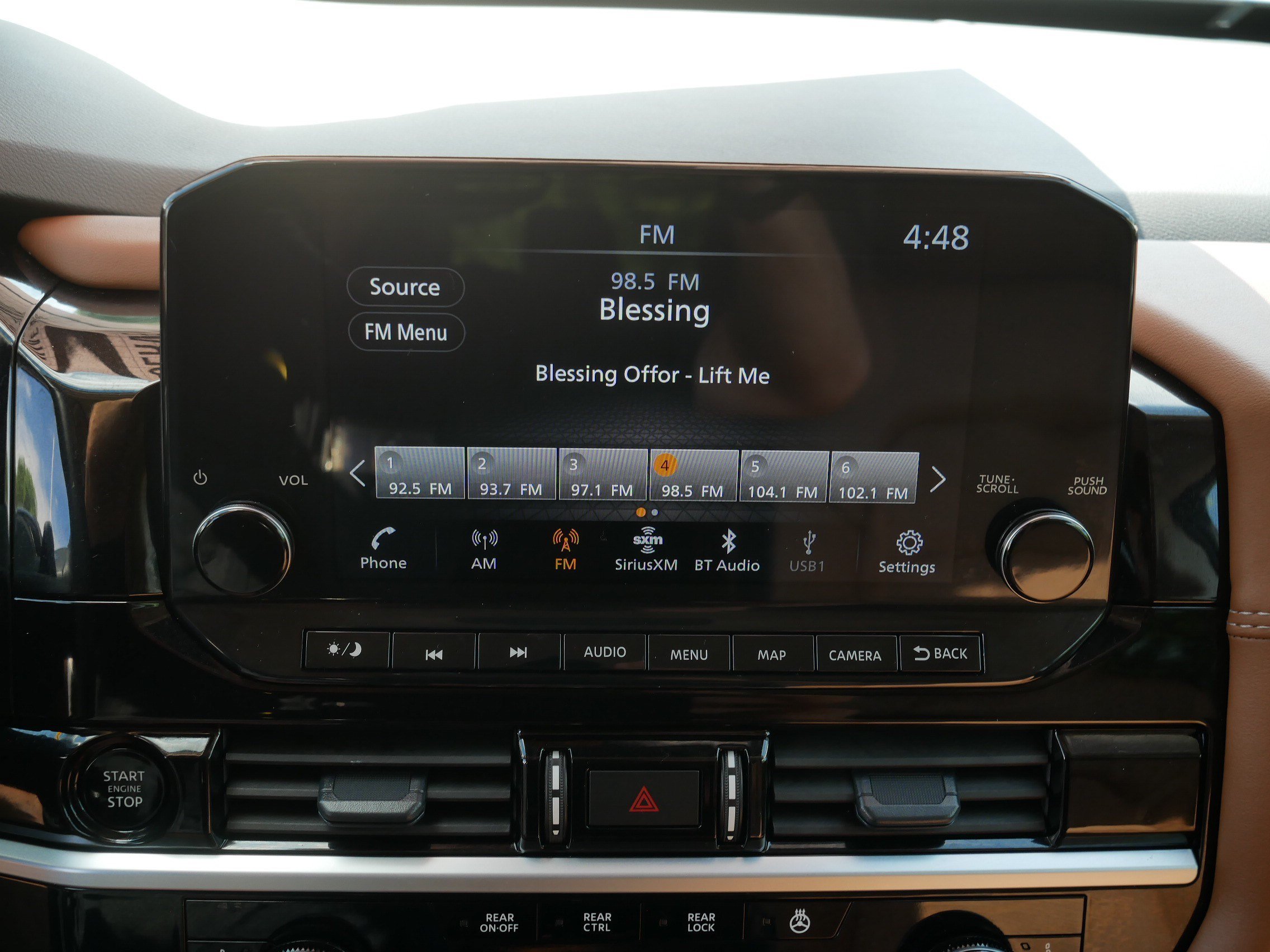 Certified 2025 Nissan Pathfinder Platinum AWD/4WD image 22