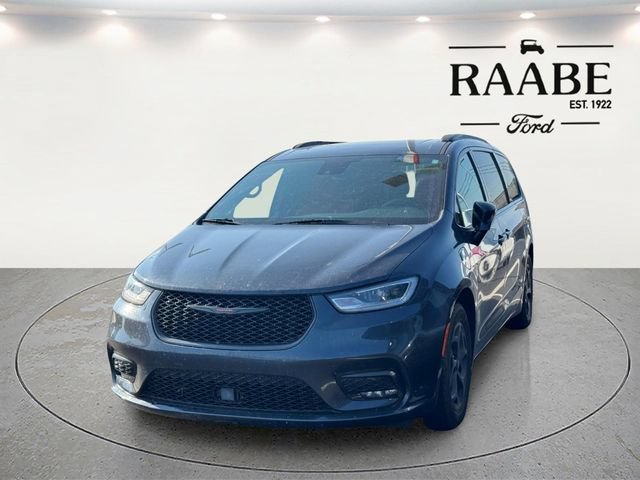 Used 2021 Chrysler Pacifica Limited w/ S Appearance Package FWD image 12