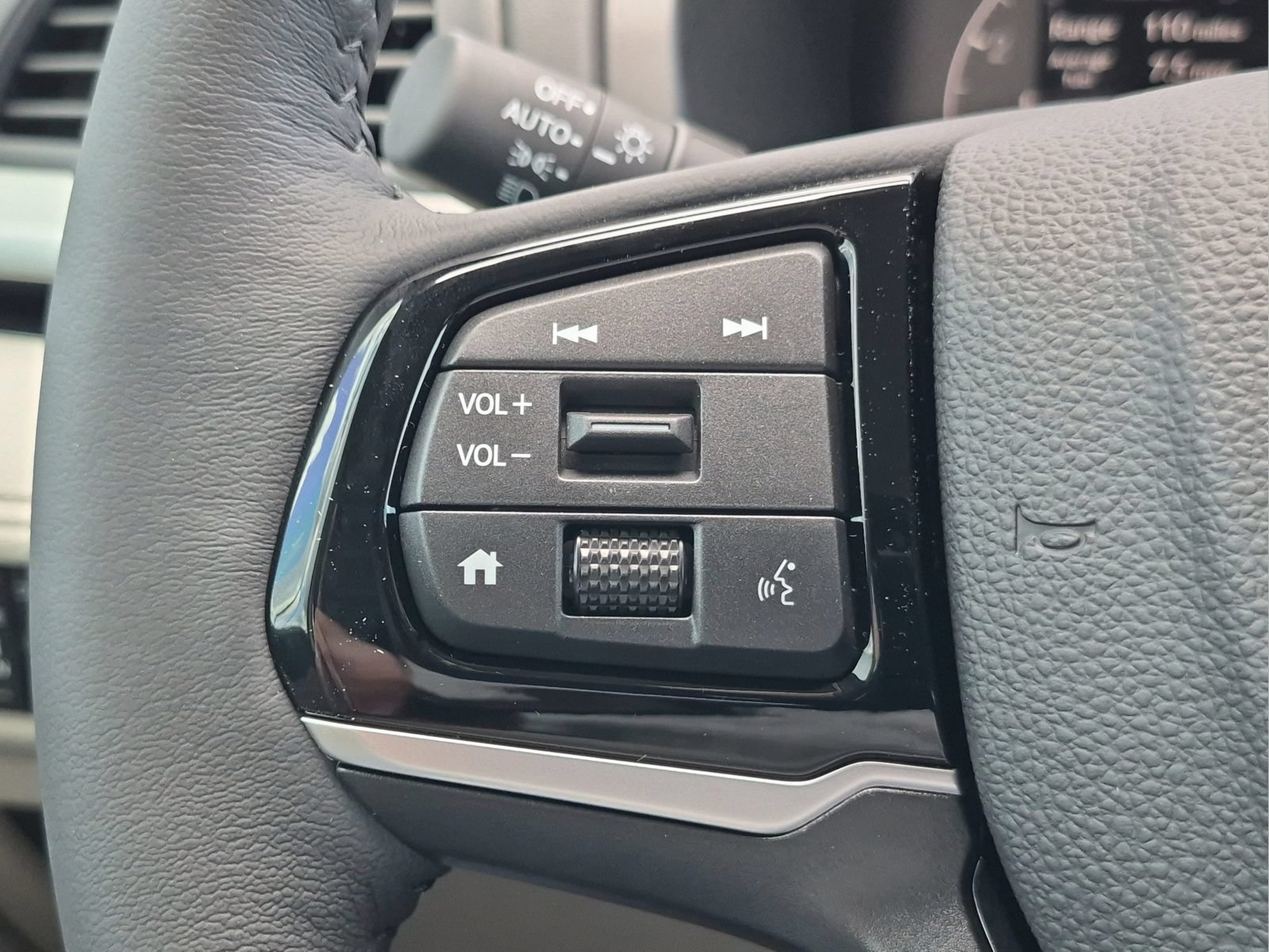 New 2027 Honda Odyssey Touring image 13