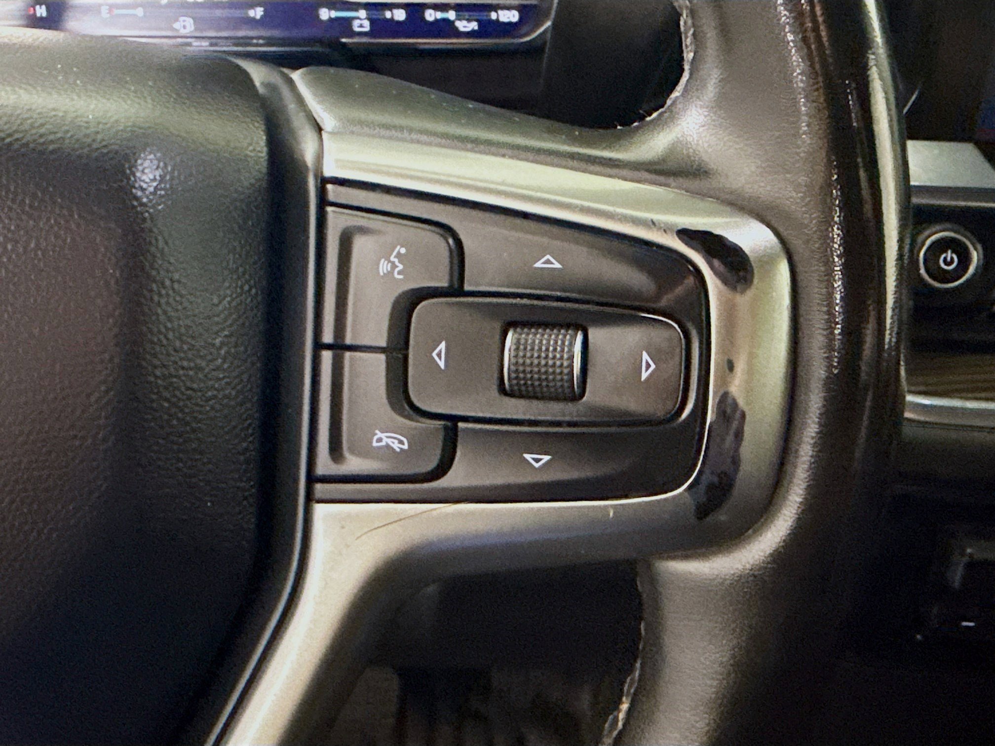 Used 2024 Chevrolet Silverado 2500 LT w/ Convenience Package AWD/4WD image 15