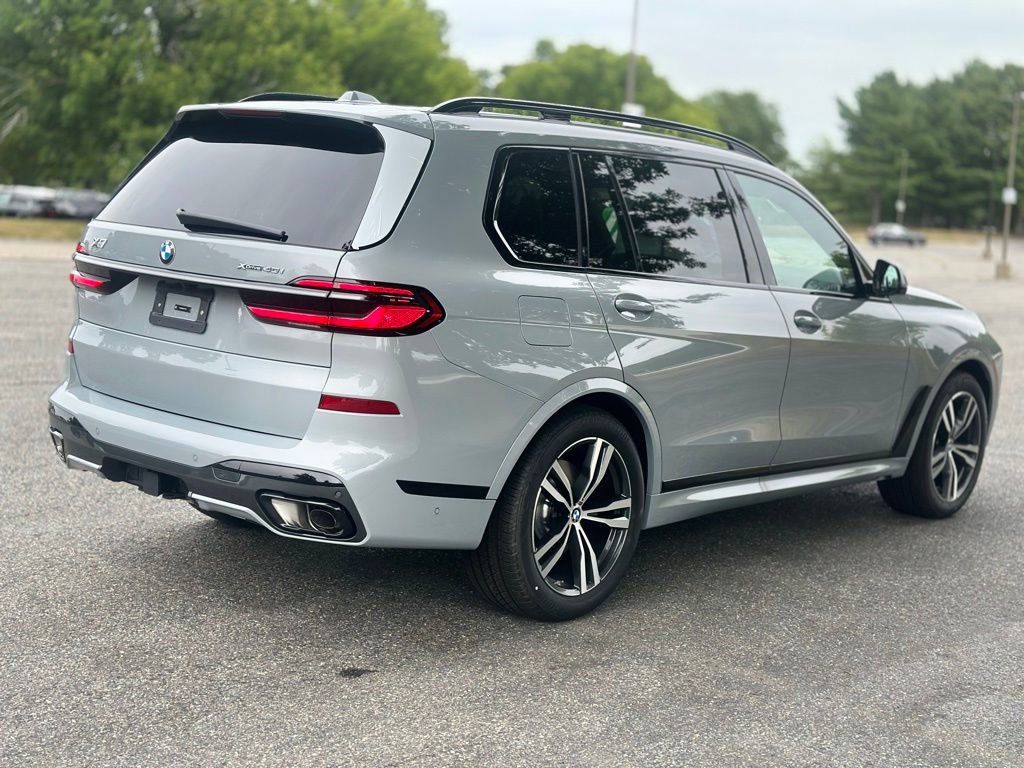 New 2026 BMW X7 xDrive40i w/ M Sport Package image 7