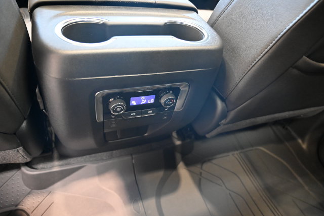 New 2026 Chevrolet Tahoe High Country AWD/4WD image 30