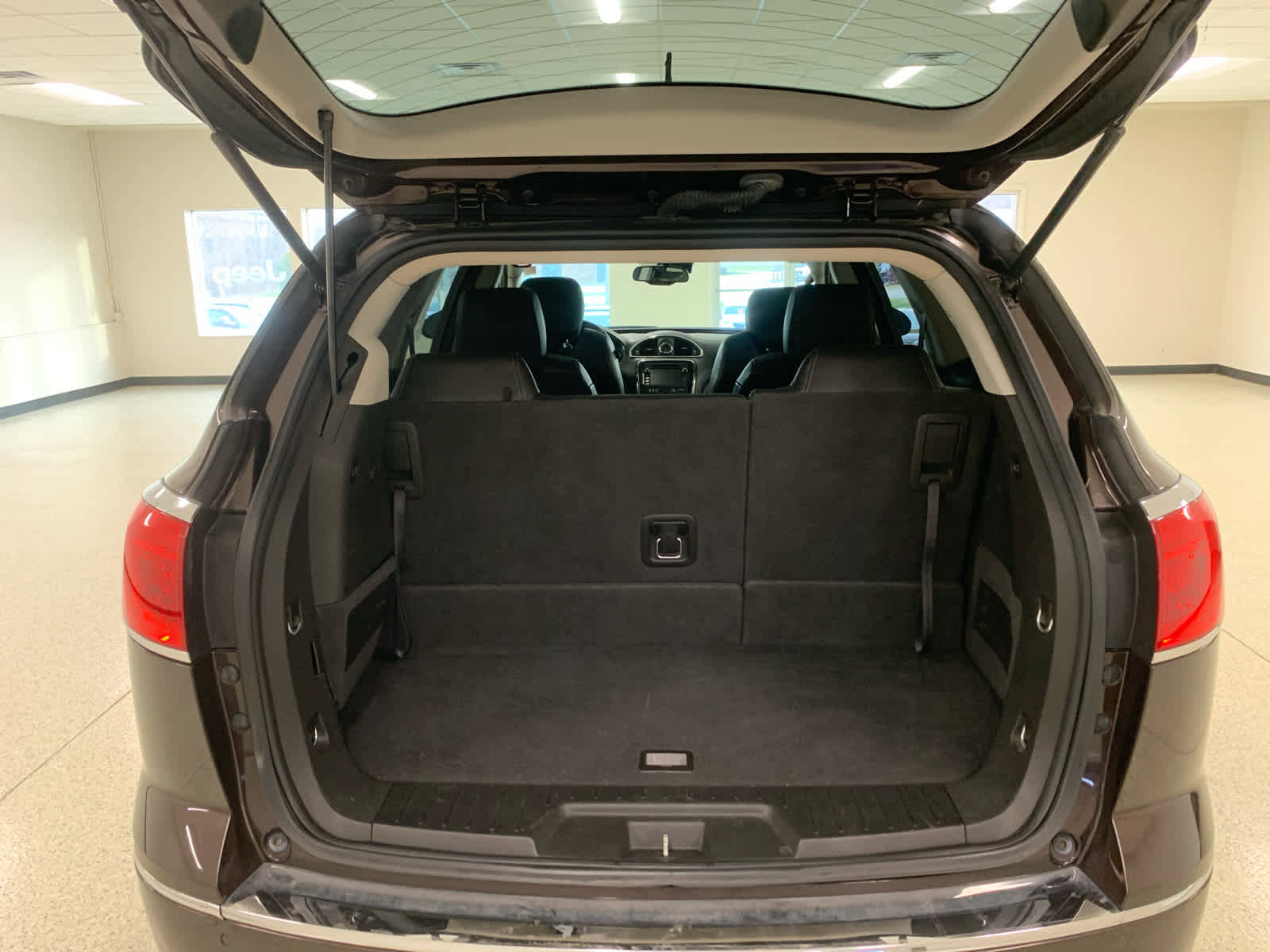 Used 2015 Buick Enclave Leather image 7