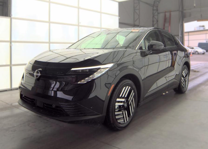 Certified 2026 Nissan Leaf SV Plus FWD image 2