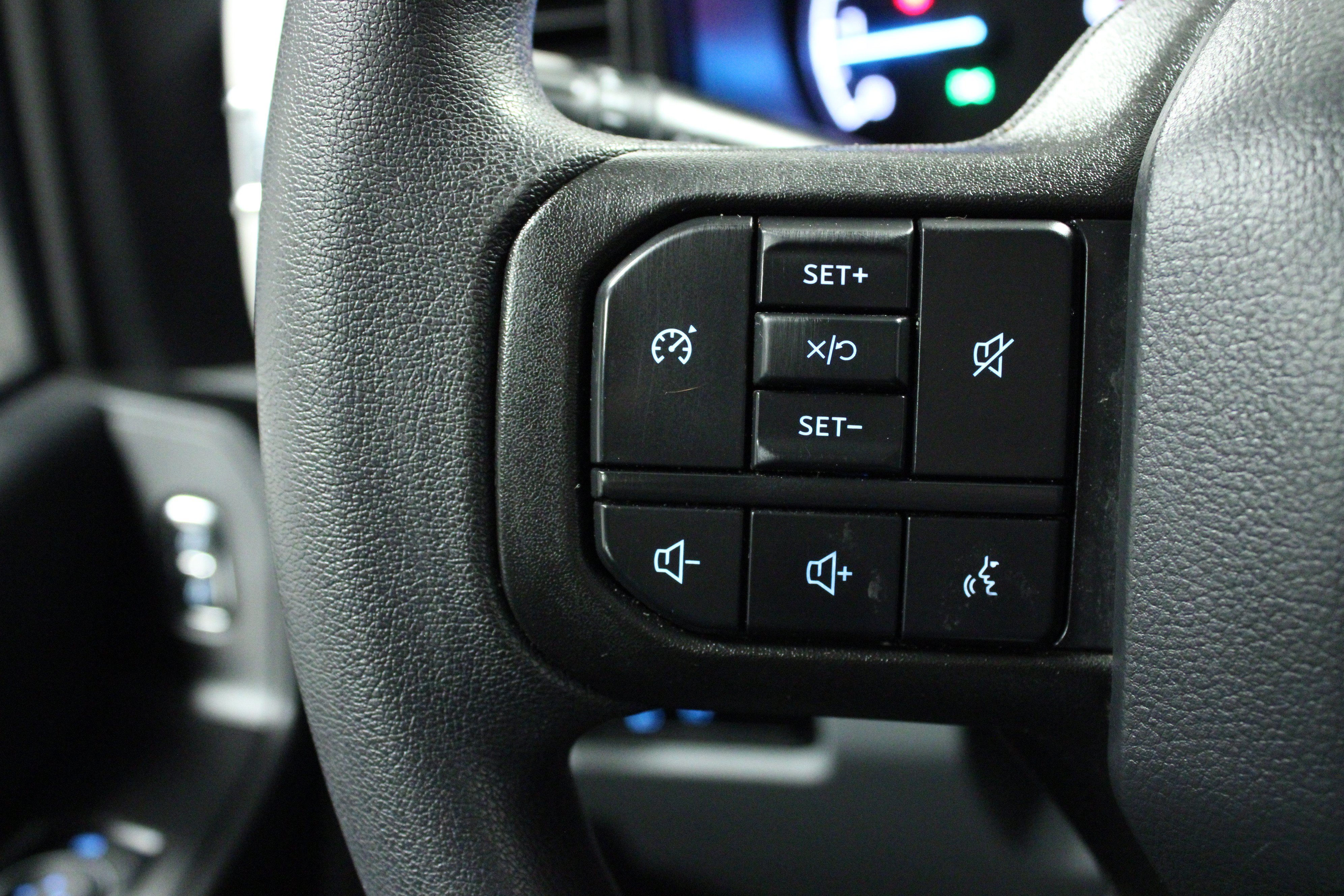 Used 2024 Ford F350 XL w/ 360-Degree Camera Package RWD image 20