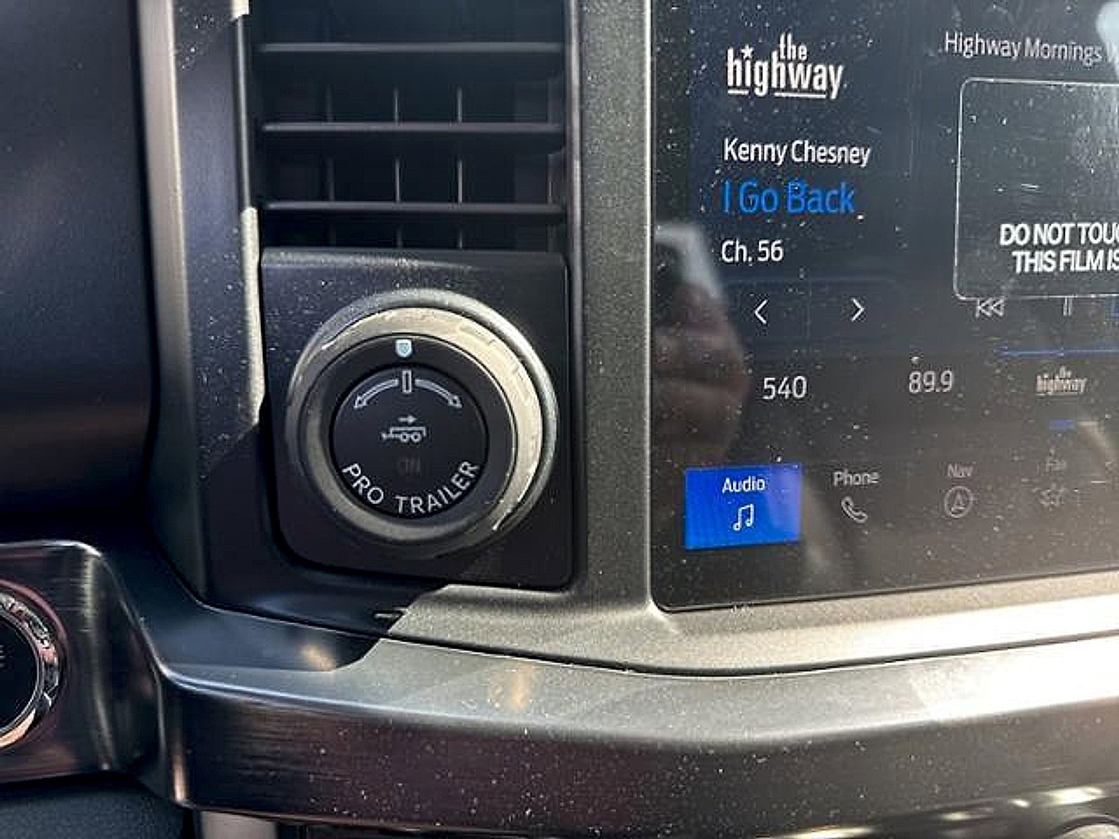 New 2025 Ford F250 Lariat w/ Lariat Ultimate Package image 23