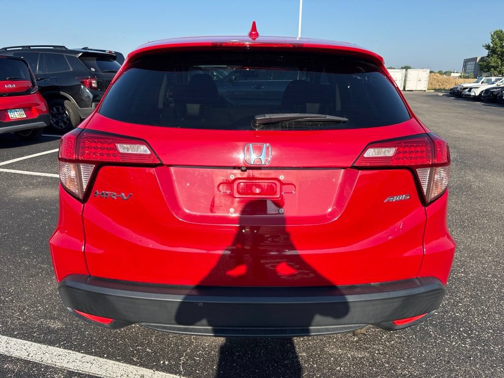 Used 2018 Honda HR-V EX image 10