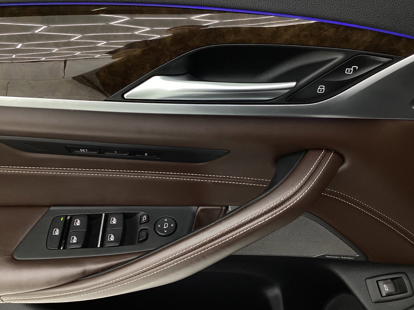 Used 2019 BMW 540i xDrive w/ Convenience Package image 37