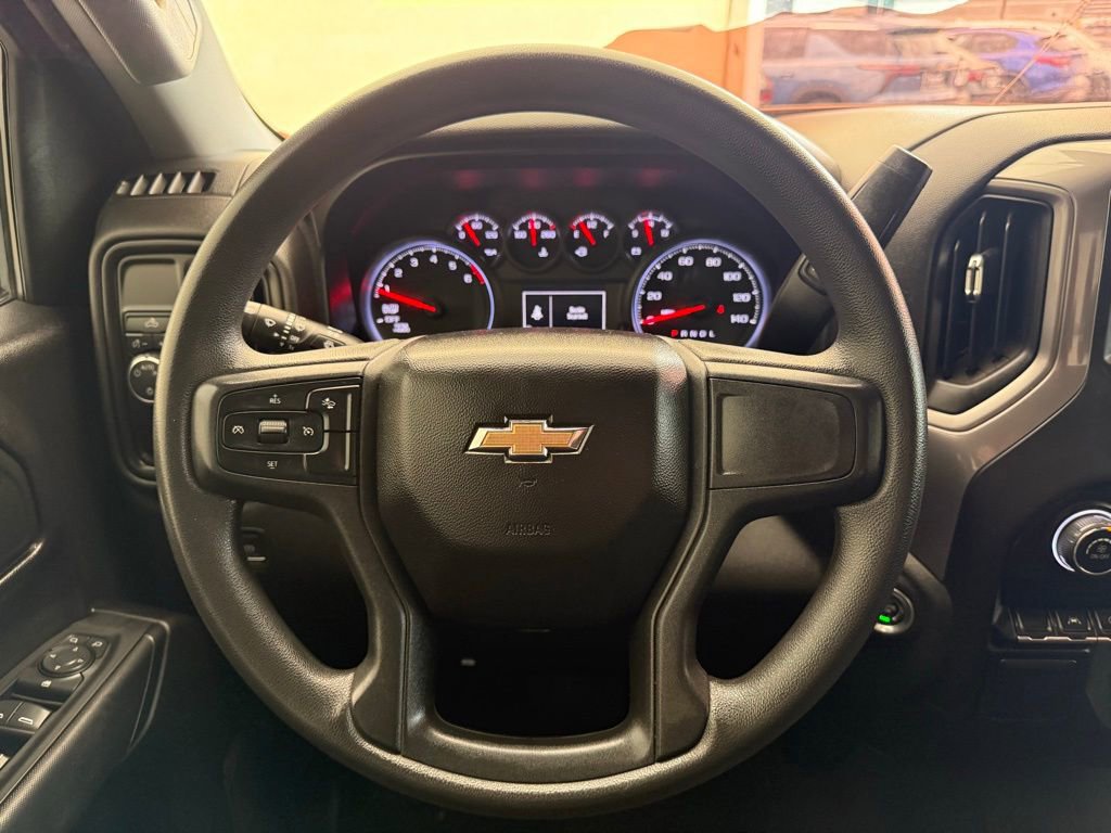 Used 2022 Chevrolet Silverado 1500 Custom image 25