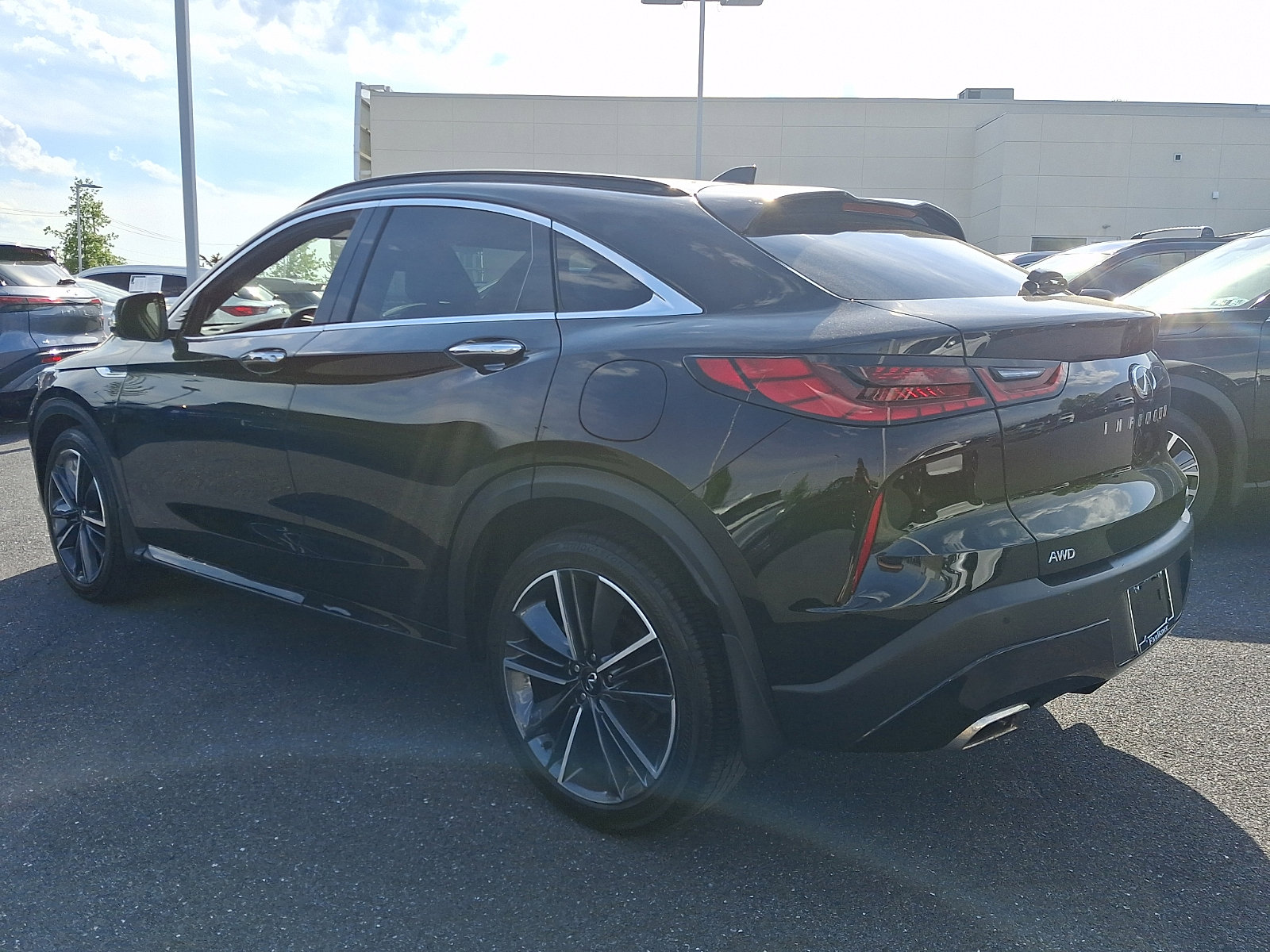 Certified 2023 INFINITI QX55 Sensory w/ Lighting Package AWD/4WD image 4