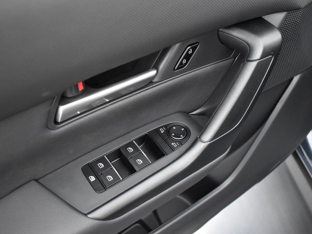 Certified 2025 MAZDA CX-50 AWD 2.5 S w/ Premium Package image 10