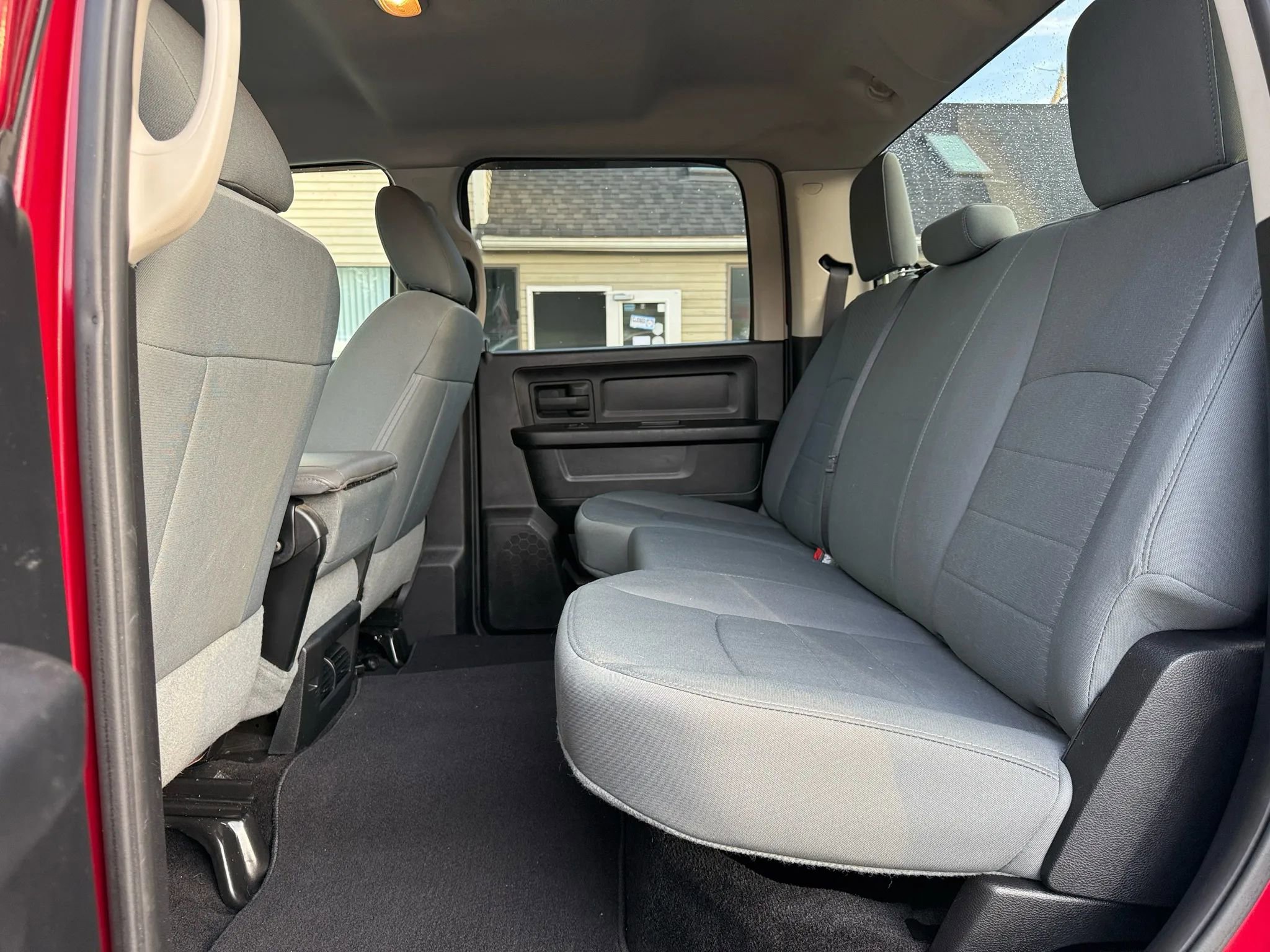 Used 2015 RAM 1500 Express image 21