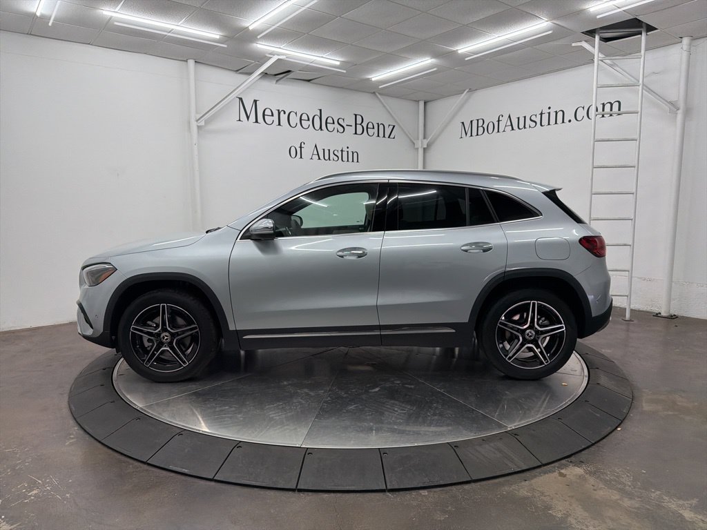 Used 2026 Mercedes-Benz GLA 250 image 4