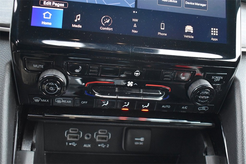 Used 2023 Jeep Grand Cherokee L Limited image 37