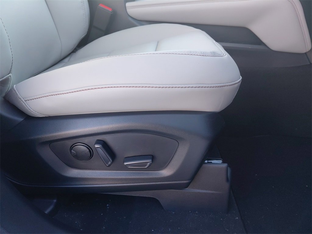 New 2026 Ford Explorer Active image 17