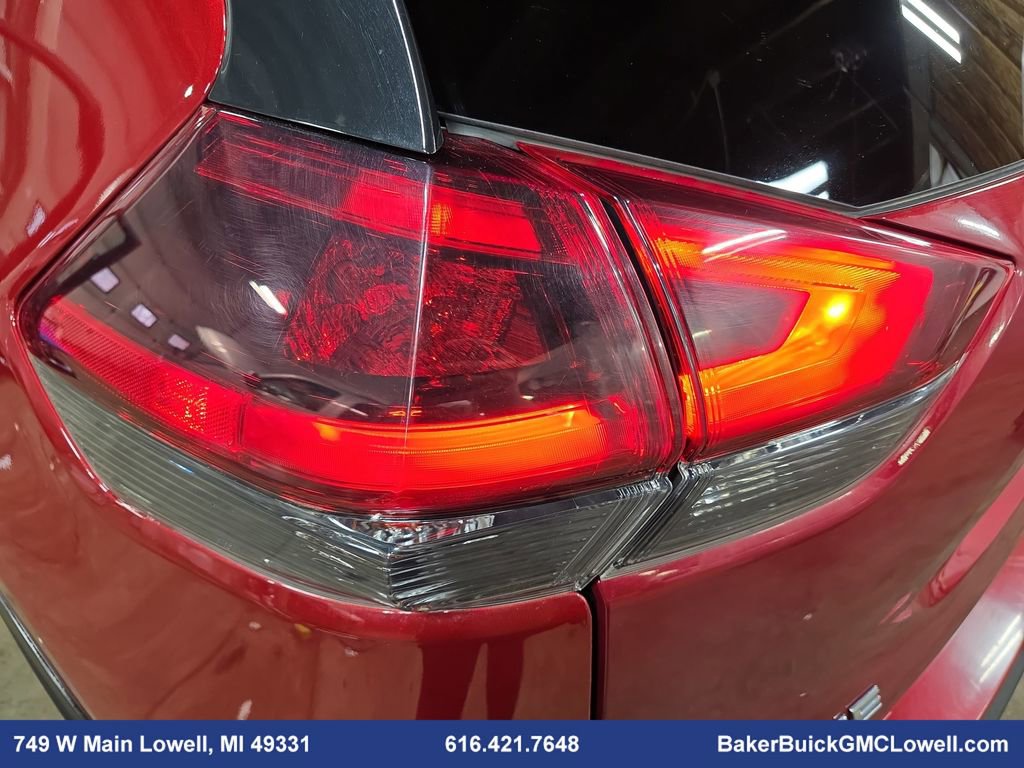 Used 2020 Nissan Rogue SL image 36