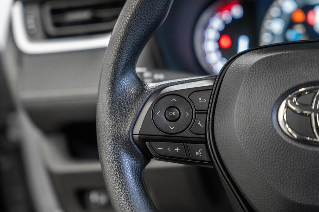 Used 2025 Toyota RAV4 LE image 26