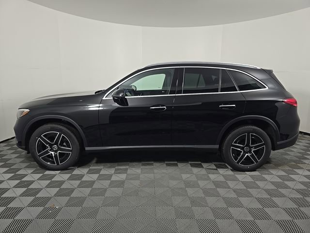 New 2026 Mercedes-Benz GLC 300 4MATIC image 2