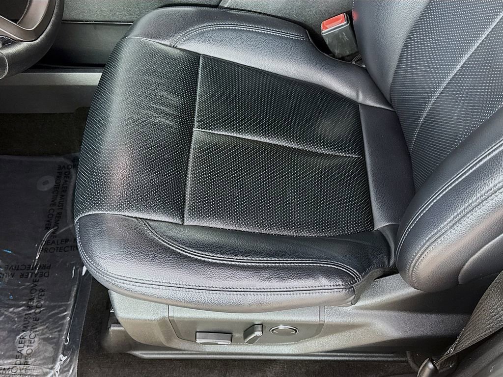 Used 2019 Ford Expedition Max XLT w/ Equipment Group 202A AWD/4WD image 22