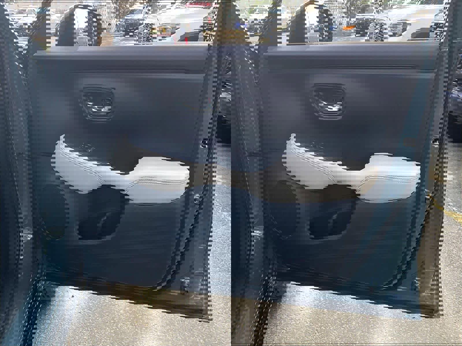 Used 2026 Honda HR-V EX-L image 25