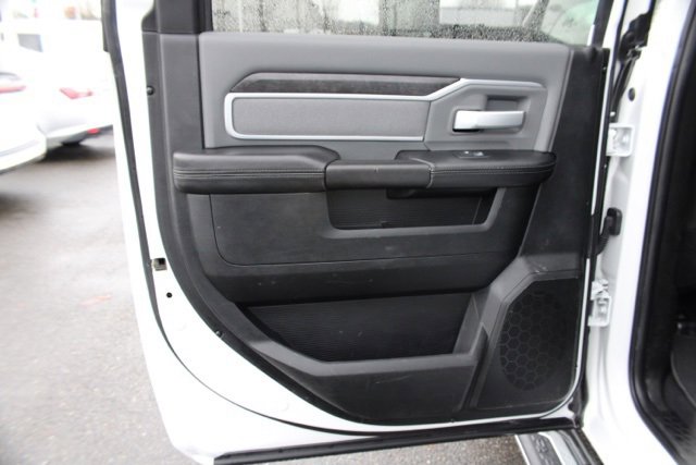 Used 2021 RAM 3500 Big Horn image 29